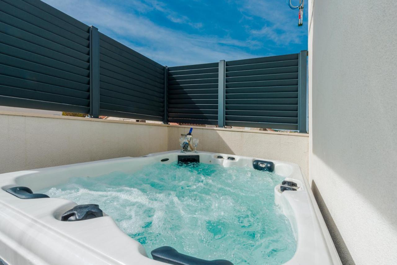 New Deluxe Jacuzzi Apartment Ana Ντουμπρόβνικ Εξωτερικό φωτογραφία
