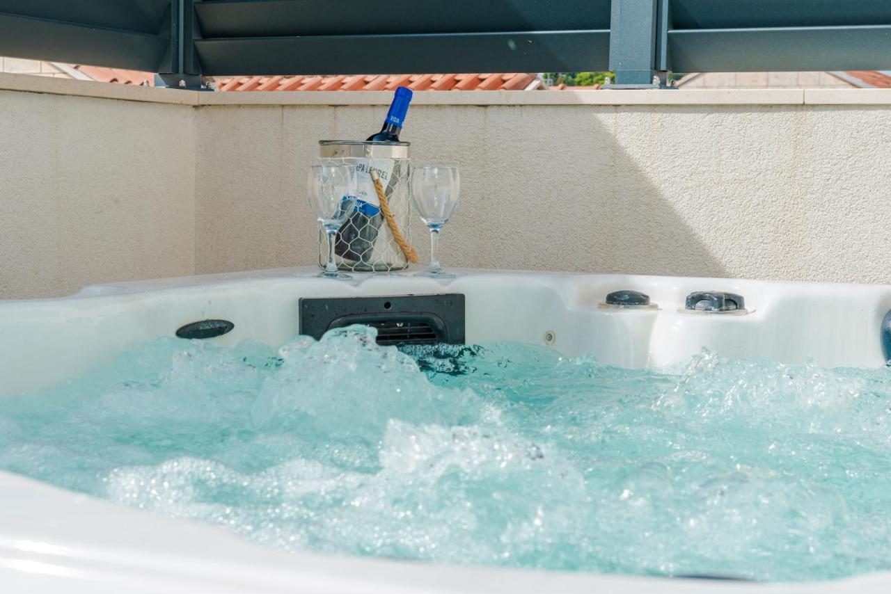 New Deluxe Jacuzzi Apartment Ana Ντουμπρόβνικ Εξωτερικό φωτογραφία